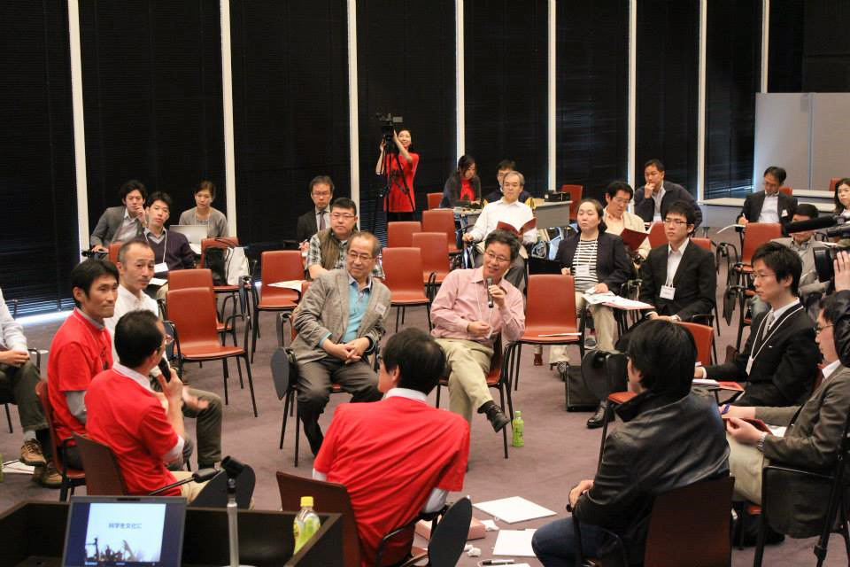 サイエンス・コミュニティのためのプラットフォームを構築